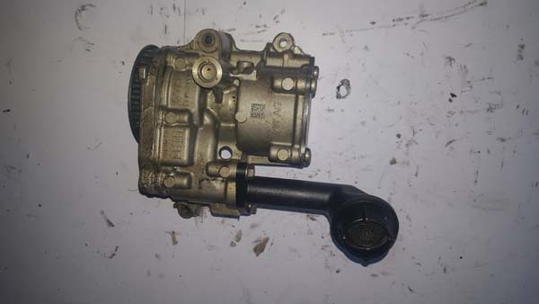 skoda octavia clh 2013-2015 çıkma yedek yag ponpası